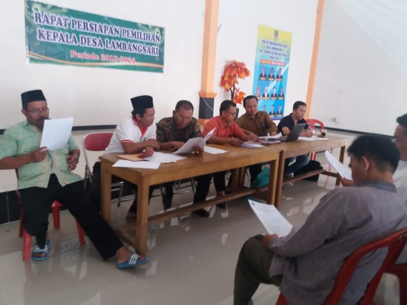 Rapat: Penetapam Daftar Pemilih Tetap (DPT) Pemilihan Kepala Desa (Pilkades) Lambangsari