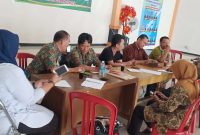 Rapat Panitia Pemilihan Kepala Desa (Panpilkades) Lambangsari, Kecamatan Tambun Selatan.