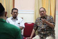 Baju Batik:  Syaiful Bachri memberikan edukasi kepada para anggota Caleg PPP Kabupaten Bekasi di beberapa waktu yang lalu.