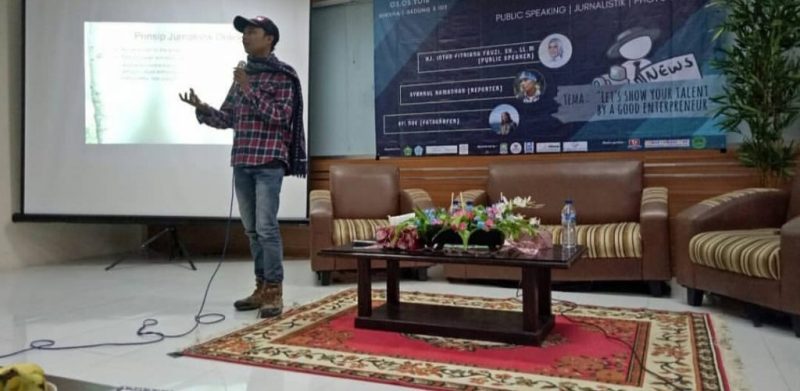 Syahrul Ramadhan saat mengisi diskusi beberapa waktu lalu.