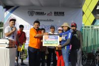 Aksi penggalangan dimulai sejak Selasa (01/01/19) dan ditutup lewat agenda puncak dengan memanfaatkan momen Car Free Day Kota Bekasi di Jalan Ahmad Yani, Bekasi Selatan, Minggu (06/01/19).