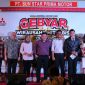Salam Mitsubishi: John Toar Tiwow, Kepala Cabang Sun Pima Star Motor Bekasi Timur, GMO Jabodetabek PT Sun Star Prima Motor, Rudi Rimawan, Nadia Maharani dan Dhegi Ikra Priandana Staff Region 1 Sales Marketing at PT Mitsubishi Motors Krama Yudha Sales Indonesia (MMKSI) dan Kepala Cabang Sun Star Prima Motor Cikarang, Irwan Arifin