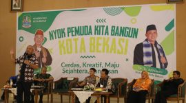 alikota Bekasi Dr H Rahmat Effendi bertemu dengan ratusan pemuda Kota Bekasi dari berbagai elemen membahas program pembangunan Kota Bekasi lima tahun mendatang.