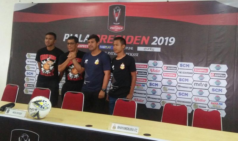 Salam Olahraga: Bhayangkara FC siap melayani tim tamu Semenpadang Fc di Piala Presiden 2019.