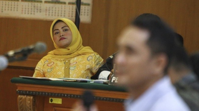 Neneng Hasanah Yasin.