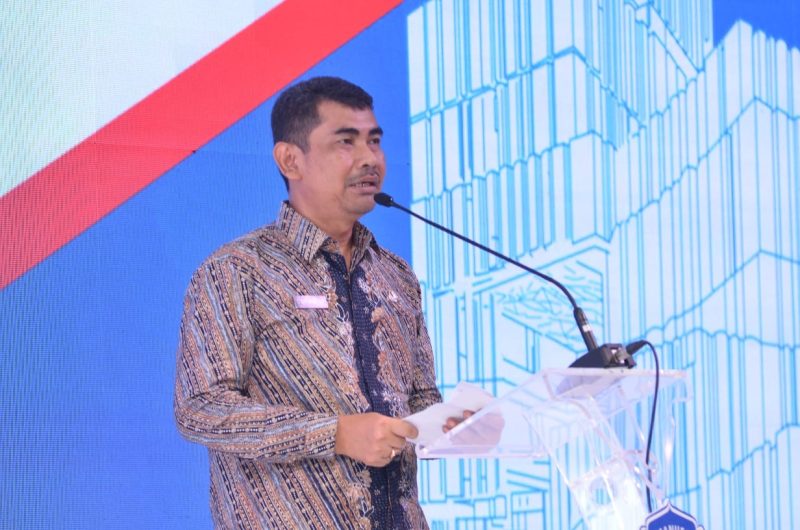Carwinda dalam hal ini mewakili Plt. Bupati Bekasi.