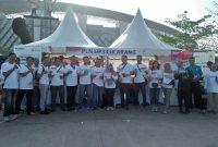 Foto bersama: Pimpinan jajaran staff PLN UP3 Cikarang melakukan sesi foto bersama disela-sela acara, pada Minggu (25/8/2019).
