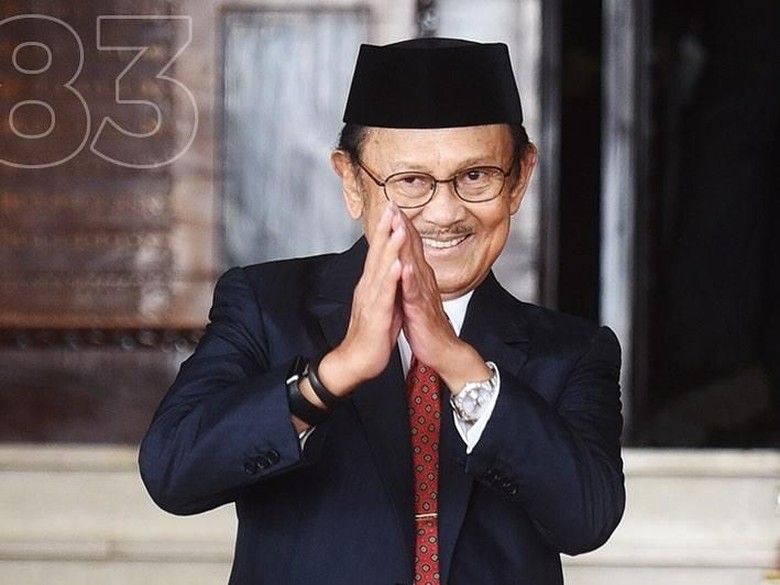 BJ Habibie Presiden RI Ke-3.
