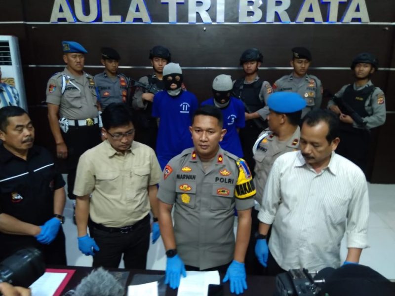 olres Cirebon Kota berhasil mengungkap motif penikaman terhadap santri Pondok Pesantren Husnul Khotimah Muhammad Rozien (17 tahun).