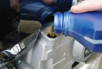 TIPS: Ganti Oli Motor.