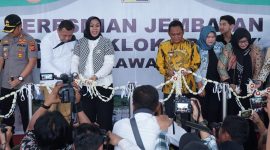 https://rakyatjabarnews.com/aktifis-98-dukung-langkah-mahasiswa-melaporkan-dugaan-tipikor-bangunan-sekolah-ke-kejari/ foto Humas