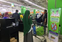 Perusahaan Retail di Bekasi Resmi Tak Keluarkan Kantong Plastik