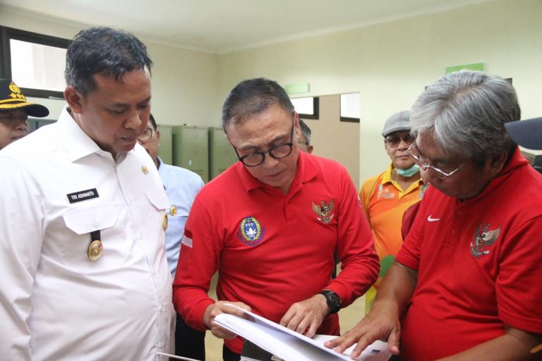 Persiapan FIFA 2021, Ketua PSSI Kunjungi Stadion Patriot Chandrabhaga