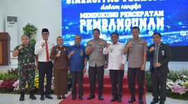Foto : Kapolda Metro Jaya Irjen Pol Nana Sudjana, melakukan Kunjungan Kerjanya ke Kabupaten Bekasi pada Rabu (11/3). Bertempat di Kantor Polres Metro Bekasi.