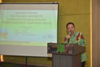 Foto: Sekretaris Daerah Uju secara resmi membuka kegiatan sosialisasi program 'Pabrik Kampoeng' guna kembangkan ekonomi masyarakat desa pada Kamis (12/3) di Hotel Ibis Style Ibis, Cikarang Utara.