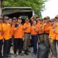 Satuan Polisi Pamong Praja Mengadakan Jumat Bersih di Kota Cirebon.
