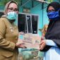 Wakil Wali Kota Cirebon, Dra. Hj. Eti Herawati, saat mengunjungi Posyandu Kelapa Mudah RW 07 Kayuwalang, Kelurahan Karya Mulya, Kecamatan Kesambi Kota Cirebon, Senin, (22/6)