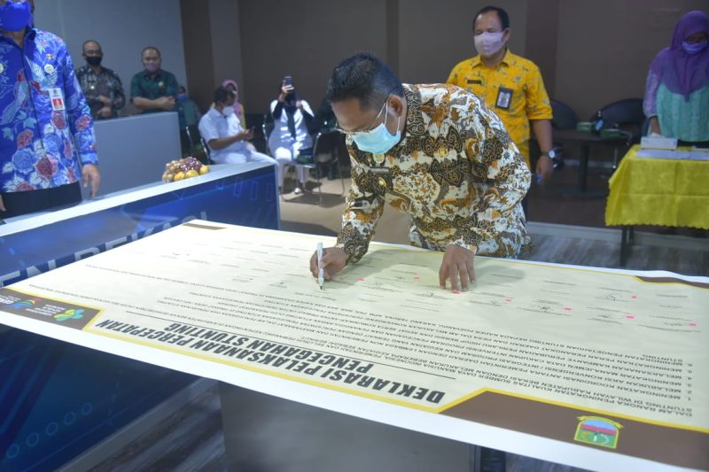 Bupati Bekasi Eka Supria Atmaja memimpin secara langsung kegiatan yang juga turut dihadiri oleh Ketua DPRD Kabupaten Bekasi Aria Dwi Nugraha, Kepala Perangkat Daerah terkait, serta Unsur Swasta.