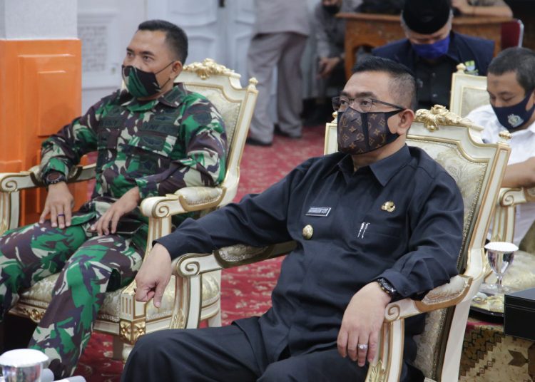 Wali Kota Cirebon, Nashrudin Azis meminta warganya agar meningkatkan kedisiplinan dalam melaksanakan protokol kesehatan. Terutama bagi mereka yang beraktivitas diluar rumah