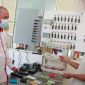 Tri ini melanjutkan peninjauan ke komunitas perakit powerbank yang berada di Kelurahan Margamulya yang diberi nama Fourty Six