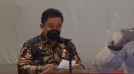 Kepala Bappeda Kabupaten Bekasi, Dedi Supriadi di saat pembukaan kegiatan Rembuk Stunting yang diberlangsung di Hotel Nuanza, Cikarang Selatan, Kamis (16/9/21
).