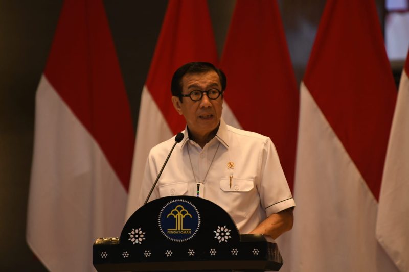 Menteri Hukum dan HAM, Yasonna H. Laoly menyampaikan bahwa Seminar Nasional ini adalah momentum dalam mensinergikan dan mengkoordinasikan peran pemerintah sebagai katalisator dan dinamisator baik kepada masyarakat maupun dunia usaha.