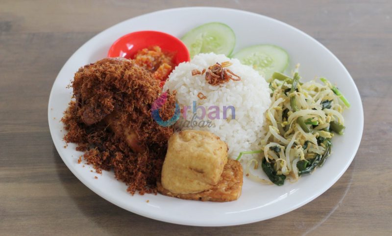 Istimewa: Ayam Goreng Lengkuas ala Ayam Goreng Macan/ rakyatjabarnews.com