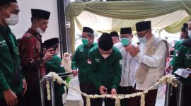 Klinik Utama NU yang terletak di jalan Ir. Djuanda, Weru, Kabupaten Cirebon resmi beroperasi mulai hari Kamis, 24 Februari 2022. Klinik Utama NU secara simbolis diresmikan oleh Bupati Cirebon, Drs. H. Imron, M.Ag.