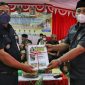 Camat Cibitung, Encun Sunarto (kiri).