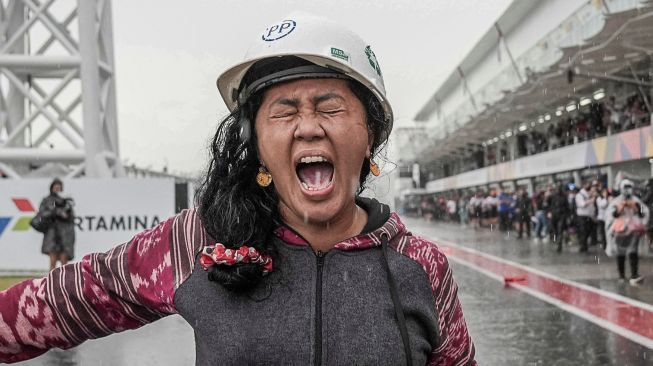 Rara, pawang hujan sirkuit Mandalika (Twitter.com/MotoGP)

