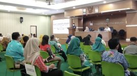 Foto : Pengurus Koperasi dan para pelaku UMKM Kota Bekasi ikuti Sosialisasi Peraturan Daerah Nomor 07 Tahun 2021 Tentang Pembinaan Pemberdayaan, Perlindungan, dan Pengawasan Koperasi dan Usaha Mikro.