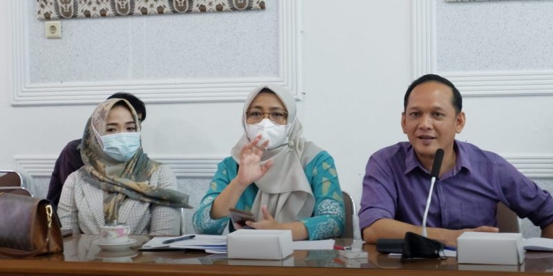 Komisi III DPRD Kota Cirebon menyoroti beberapa persoalan terkait pelayanan BPJS Kesehatan. Salah satunya kendala pada proses migrasi kepesertaan.
