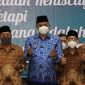 Pelaksana Tugas (Plt) Wali Kota Bekasi, Tri Adhianto mengkukuhkan pengurus Persatuan Wredatama Republik Indonesia (PWRI) dan Kerta Wredatama Kecamatan se-Kota Bekasi.