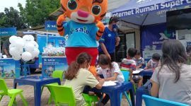 Foto : XL HOME menggelar aktivitas sosialisasi program kemitraan dengan BeaBeo kepada masyarakat di Bekasi, Jawa Barat pada akhir Januari 2022 lalu. BeaBeo merupakan produksi dari Shark Animation yang berisi video pendidikan anak sejak dini, berfokus untuk meningkatkan minat dalam belajar dengan format video animasi, lagu dan cerita. Sambil bernyanyi dan menari, anak-anak diajak untuk belajar mengenai kebiasaan yang baik, keamanan, mengenal huruf, warna, angka, dan sejumlah pengetahuan dasar lainnya.

 