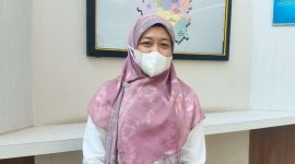 Plt. Kepala Badan Perencanaan Pembangunan Daerah (Bappeda) Kabupaten Bekasi Cucu Sri Hartini setelah mengikuti rapat Forum Perangkat Daerah bersama Plt Bupati Bekasi di Command Center Diskominfosantik pada Rabu (02/03/2022).