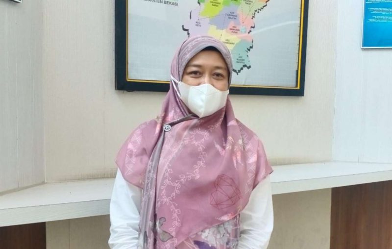 Plt. Kepala Badan Perencanaan Pembangunan Daerah (Bappeda) Kabupaten Bekasi Cucu Sri Hartini setelah mengikuti rapat Forum Perangkat Daerah bersama Plt Bupati Bekasi di Command Center Diskominfosantik pada Rabu (02/03/2022).