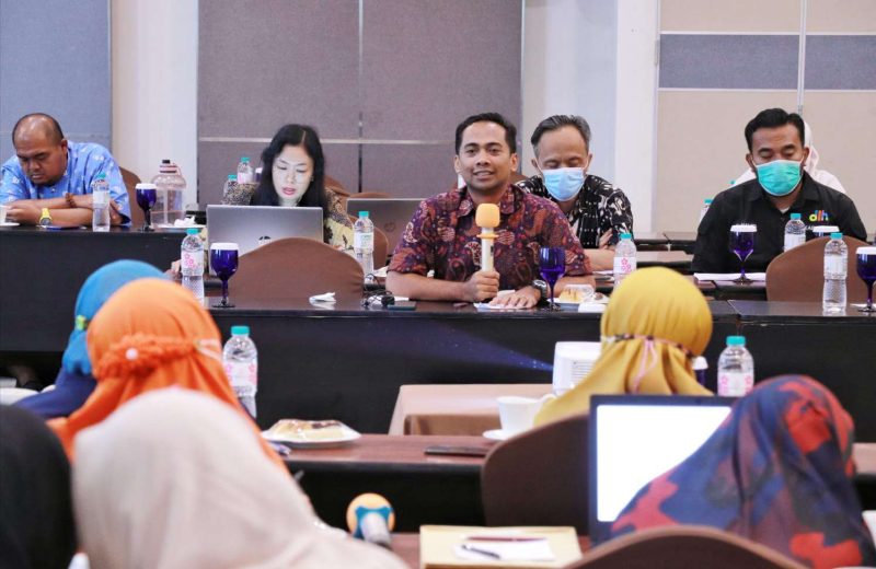 Badan Perencanaan Pembangunan Daerah (Bappeda) Kabupaten Bekasi menggelar rapat sinkronisasi pokok pikiran (pokir) usulan DPRD Kabupaten Bekasi, di Hotel Sakura, Kecamatan Cikarang Pusat, pada Kamis (10/03/2022). Foto: WULAN MAULIDDA/NEWSROOM DISKOMINFOSANTIK
