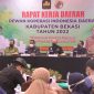 Plt Bupati Bekasi Akhmad Marjuki menghadiri sekaligus membuka acara Rapat Kerja Daerah (Rakerda) Dewan Koperasi Indonesia Daerah (Dekopinda) Kabupaten Bekasi Tahun 2022 di Hotel Sakura Deltamas Sukamahi, Cikarang Pusat, Selasa,(22/03/22).
