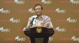 Mahfud MD minta pendeta penista agama diperiksa. (Rusman-Biro Pers)