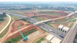 Foto : Jalan Tol Jakarta-Cikampek II Selatan mulai dari Simpang Susun (SS) Sadang s.d Kutanegara sepanjang 8,5 Km. 