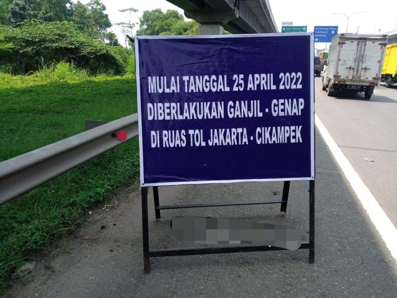 Foto : Plang ganji genap arus mudik 2022