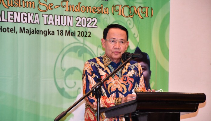 Bupati Majalengka Karna Sobahi