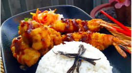 Foto: Ebi Furai and Tori Karaage with Black Pepper Sauce
