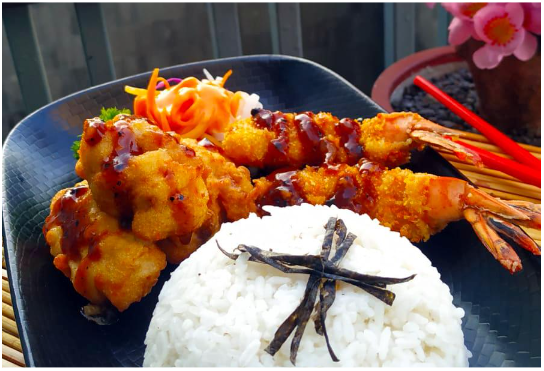Foto: Ebi Furai and Tori Karaage with Black Pepper Sauce
