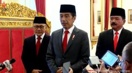 Foto : Presiden Joko Widodo atau Jokowi membeberkan alasannya menunjuk Marsekal (Purn) Hadi Tjahjanto sebagai Menteri Agraria menggantikan Sofyan Djalil. 