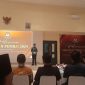 PJ Bupati Bekasi Dani Ramdan saat memberikan sambutan pada acara peluncuran tahapan Pemilu 2024 yang diselenggarakan oleh KPU RI secara virtual di Aula Kantor KPU Kabupaten Bekasi pada, Selasa (14/06/2022) malam.