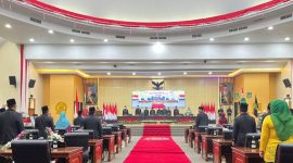 SIDANG PARIPURNA ISTIMEWA: Gubernur Jawa Barat Ridwan Kamil saat menghadiri Sidang Paripurna Istimewa Tasyakuran Hari Jadi Kabupaten Bekasi Ke-72 di Gedung DPRD Kabupaten Bekasi pada Senin (15/08/2022).
