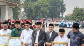 Pj Bupati Bekasi Dani Ramdan menghadiri acara peringatan Hari Santri Nasional tingkat Kabupaten Bekasi Tahun 2022 di Gedung Juang, Jl. Hasanuddin Desa Mekarsari Tambun Selatan, pada Sabtu ( 22/10/22).
