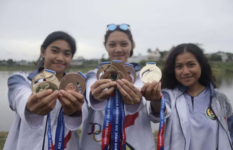 Keterangan foto : Cabang olahraga ski air dan wakeboard Kabupaten Bekasi menyumbangkan tiga medali emas selama ajang Porprov XIV Jabar 2022.