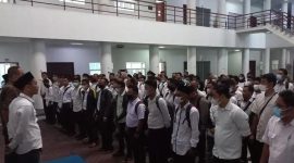 Komisi Pemilihan Umum (KPU) Kabupaten Bekasi melakukan tes dengan metode Computer Asisted Test (CAT) kepada 1.428 peserta calon anggota Panitia Pemungutan Suara (PPS) se-Kabupaten Bekasi untuk Pemilu Tahun 2024, di BPPPTIK Jababeka Cikarang, Cikarang Utara pada Rabu (11/01).